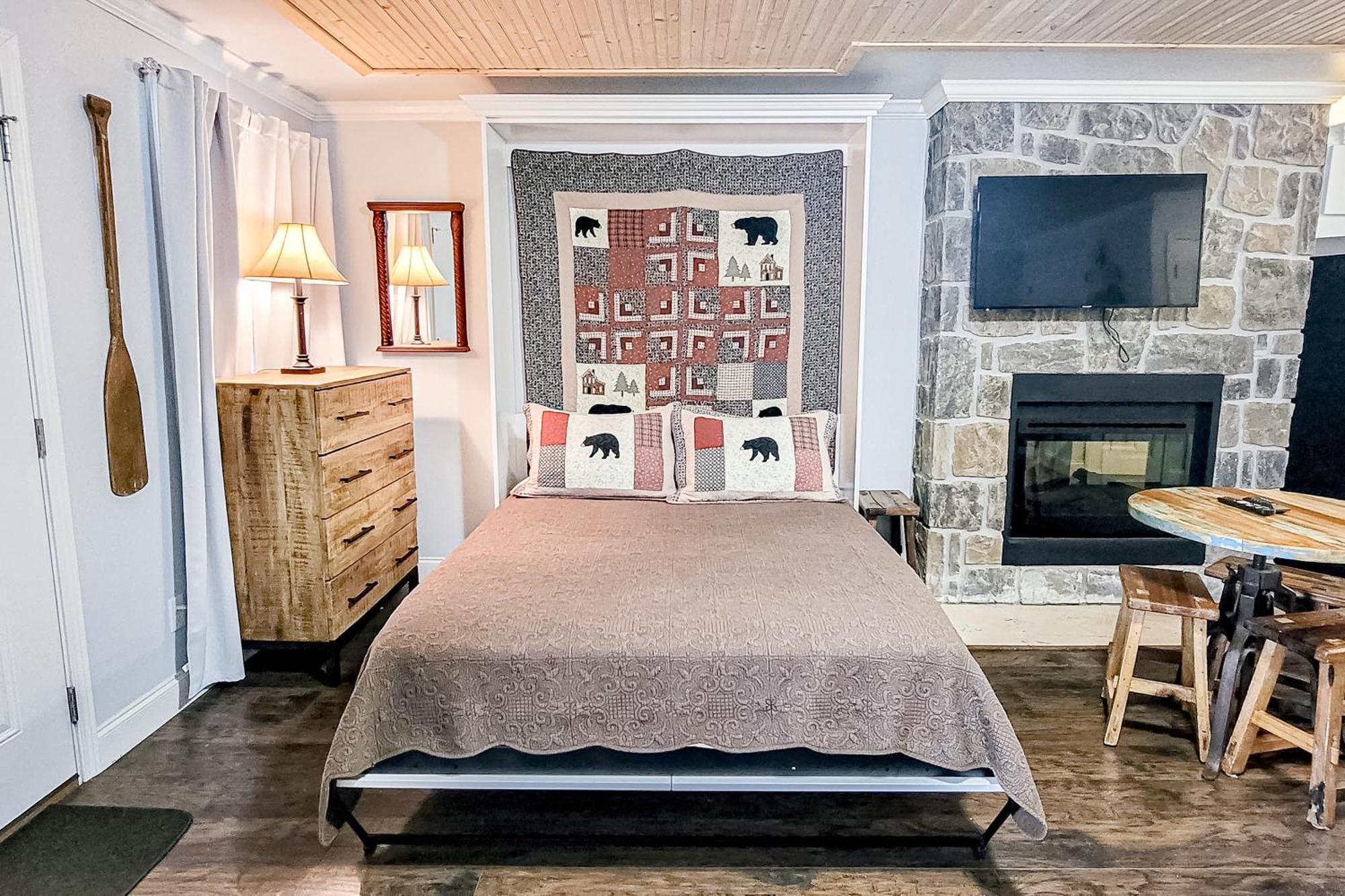 Little River Loft & Riverfront Gem Townsend Ruang foto