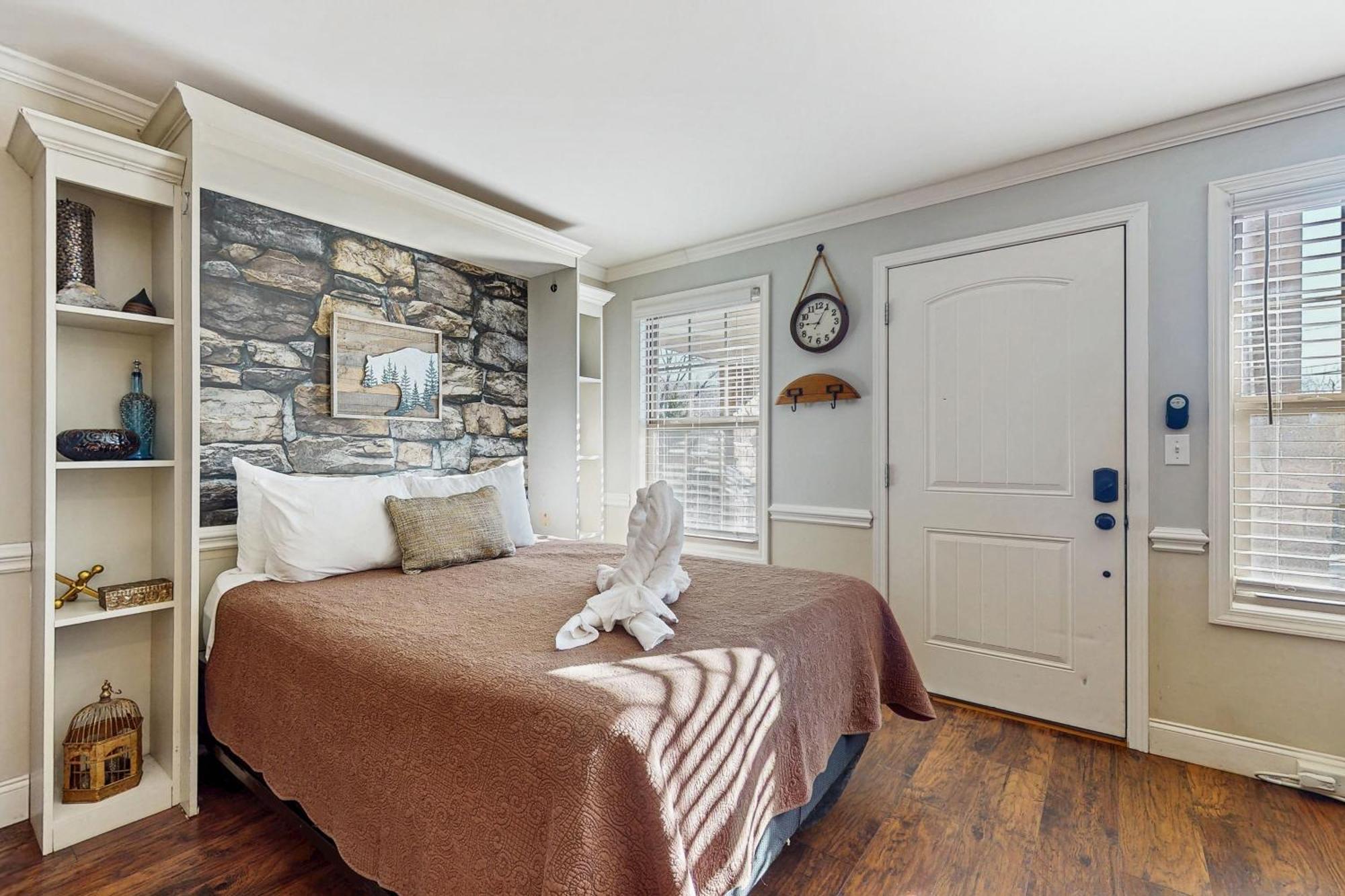 Little River Loft & Riverfront Gem Townsend Bagian luar foto
